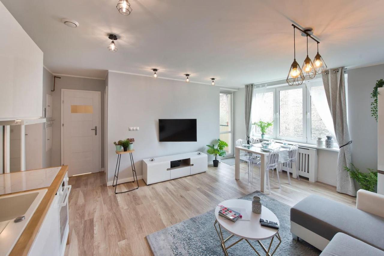גדנסק Stay Hip In Vibrant Centrally Located Apartment In Old Town מראה חיצוני תמונה